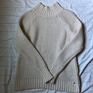 AE CREAM OPEN KNIT TURTLENECK